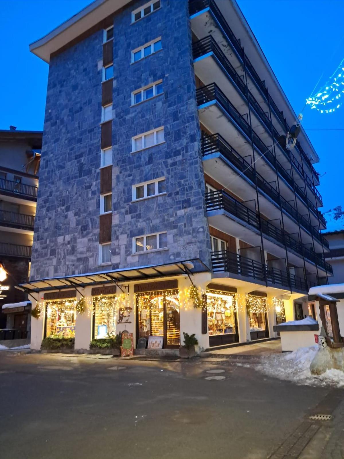 Appartamento Rinnovato Centralissimo A Cervinia Breuil-Cervinia Extérieur photo